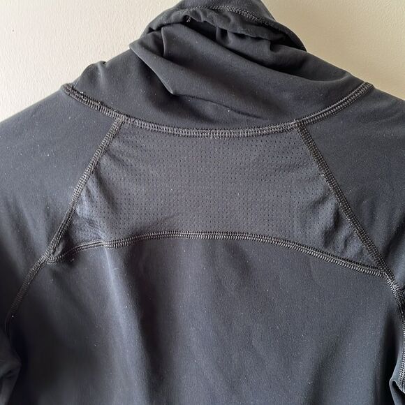 Champion Duo Dry Turtleneck Athletic top Size M GUC Black - Picture 3 of 5